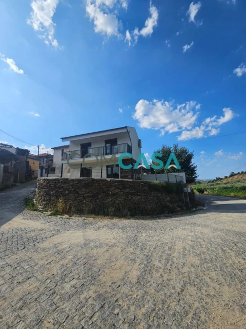 Moradia T2 para Venda em Carvalhais