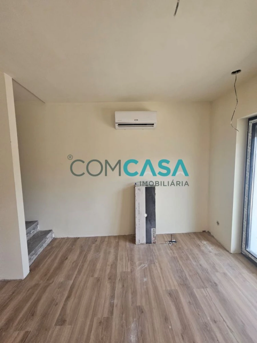 Moradia T2 para Venda em Carvalhais Foto 31