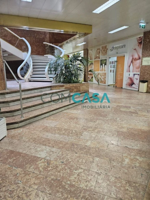 Loja para Venda em Cedofeita, Santo Ildefonso, Sé, Miragaia, São Nicolau e Vitória
