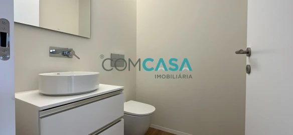 Apartamento T2 para Venda em Mafamude e Vilar do Paraíso