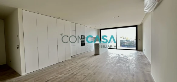 Apartamento T2 para Venda em Mafamude e Vilar do Paraíso