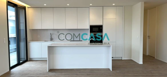 Apartamento T2 para Venda em Mafamude e Vilar do Paraíso
