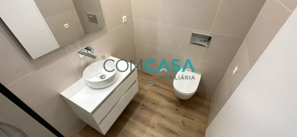 Apartamento T2 para Venda em Mafamude e Vilar do Paraíso