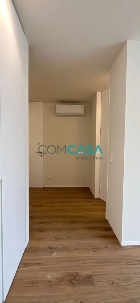 Apartamento T2 para Venda em Mafamude e Vilar do Paraíso