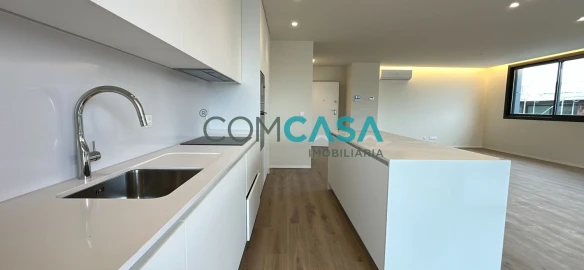 Apartamento T2 para Venda em Mafamude e Vilar do Paraíso