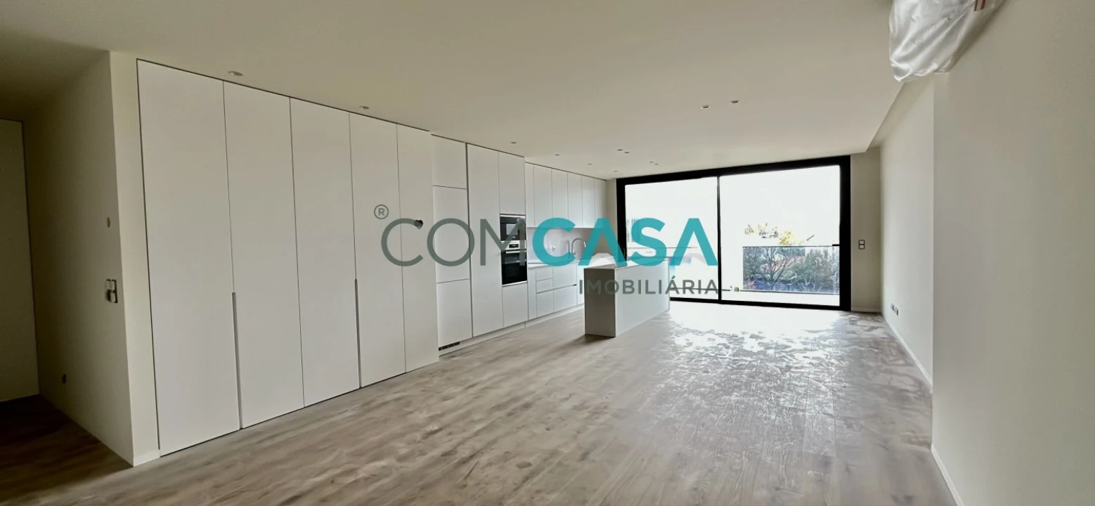 Apartamento T2 para Venda em Mafamude e Vilar do Paraíso Foto 2