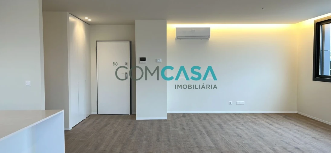 Apartamento T2 para Venda em Mafamude e Vilar do Paraíso Foto 17