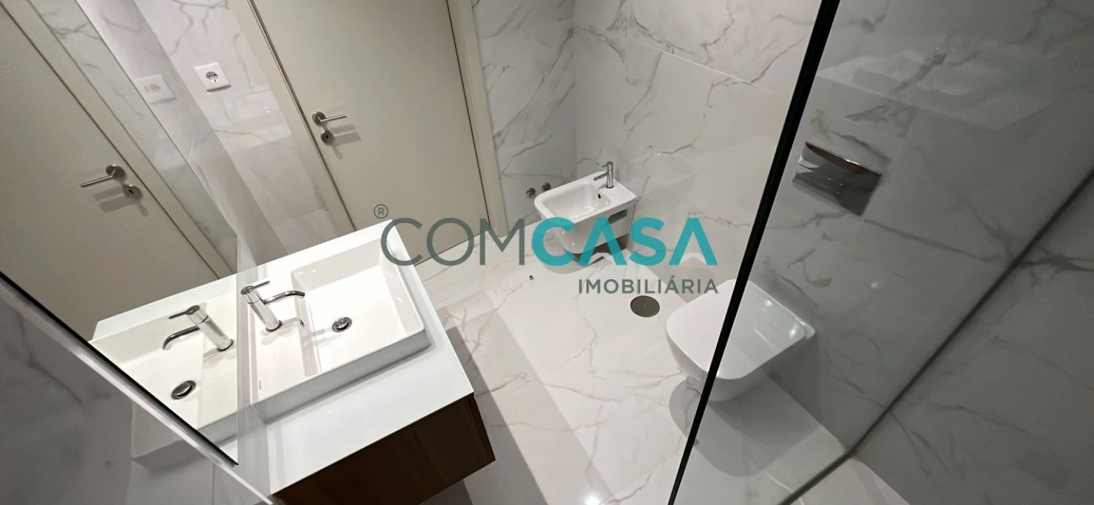 Apartamento T3 para Venda em Matosinhos e Leça da Palmeira Foto 17