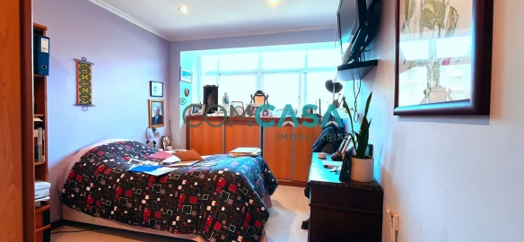 Apartamento T2 para Venda em Campanhã