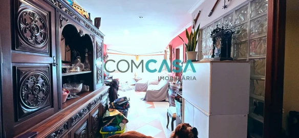 Apartamento T2 para Venda em Campanhã