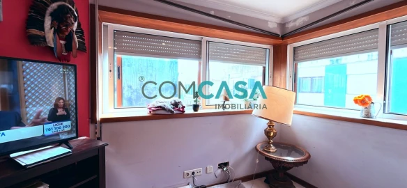 Apartamento T2 para Venda em Campanhã