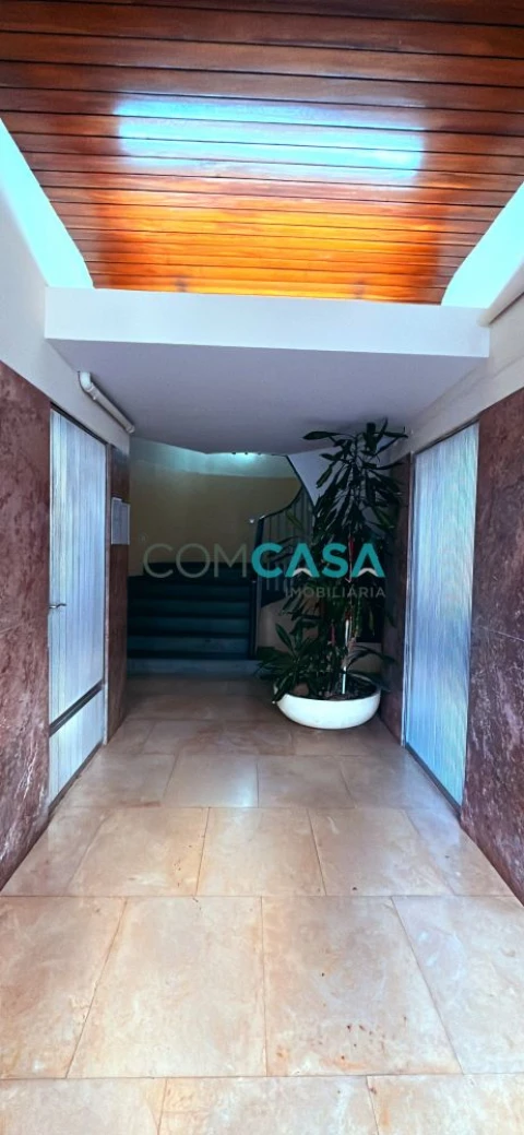 Apartamento T1 para Venda em Lordelo do Ouro e Massarelos