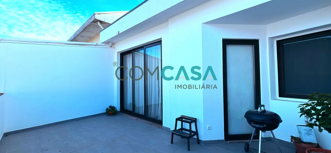 Apartamento T1 para Venda em Lordelo do Ouro e Massarelos Foto 21