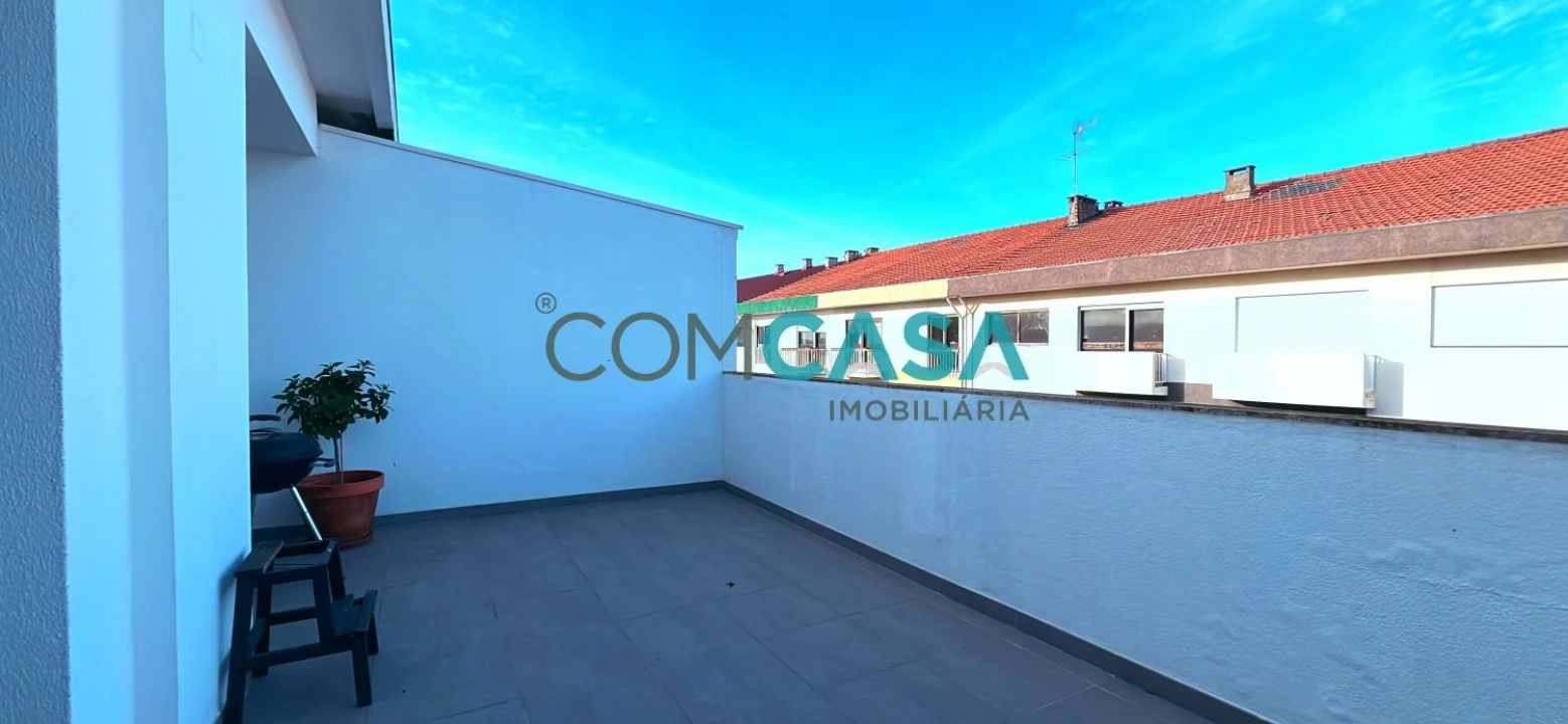 Apartamento T1 para Venda em Lordelo do Ouro e Massarelos Foto 22