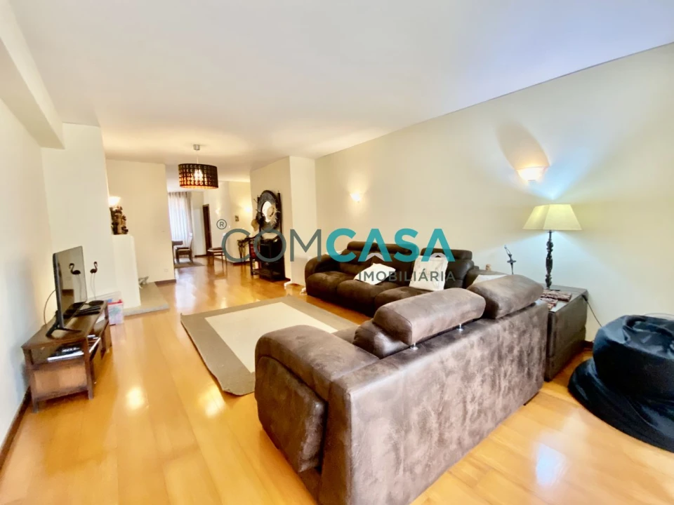 Apartamento T3 para Venda em Aldoar, Foz do Douro e Nevogilde Foto 3