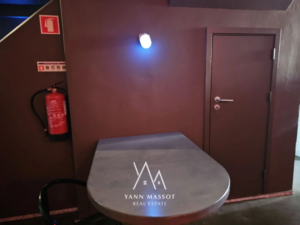 Loja para Trespasse em São Vicente Foto 13