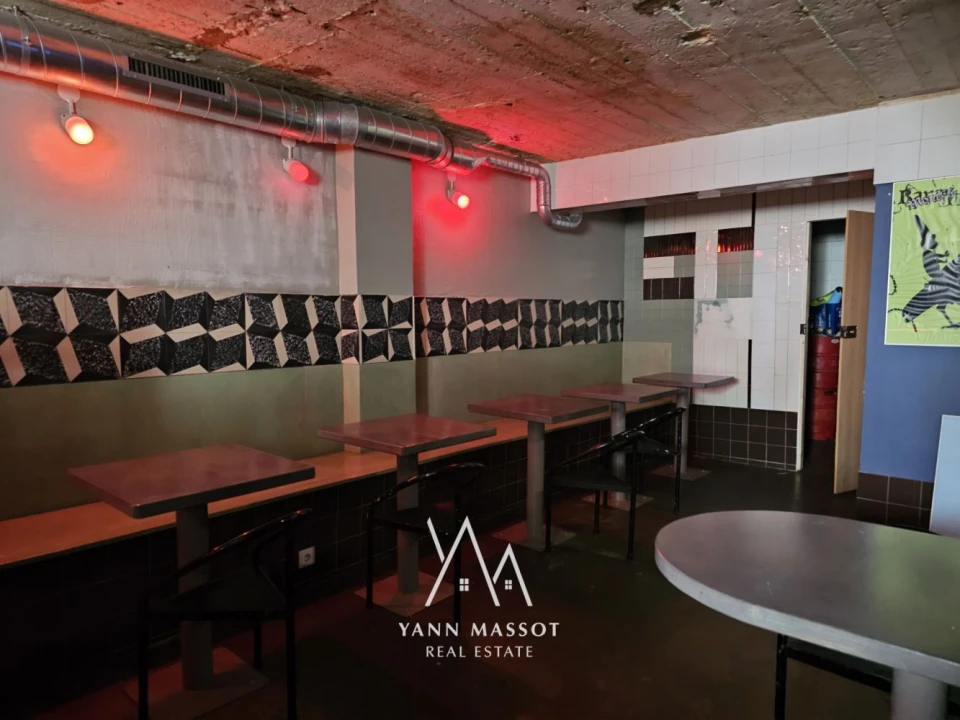 Loja para Trespasse em São Vicente Foto 4