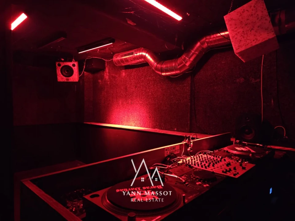 Loja para Trespasse em São Vicente Foto 9