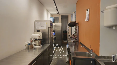 Loja para Trespasse em Santo António