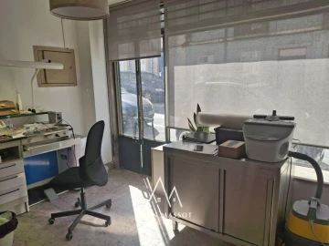 Loja para Venda em Campolide