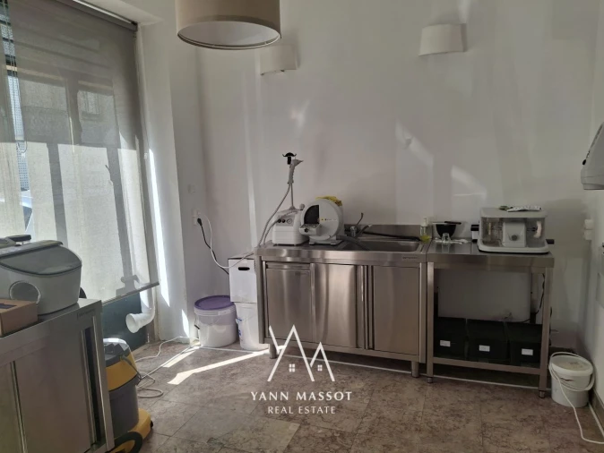 Loja para Venda em Campolide Foto 7