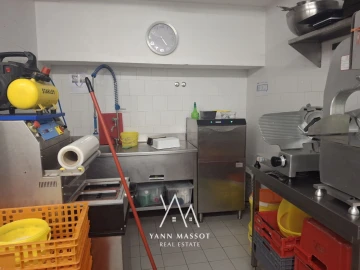 Loja para Trespasse em Campo de Ourique