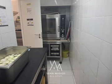 Loja para Trespasse em Campo de Ourique