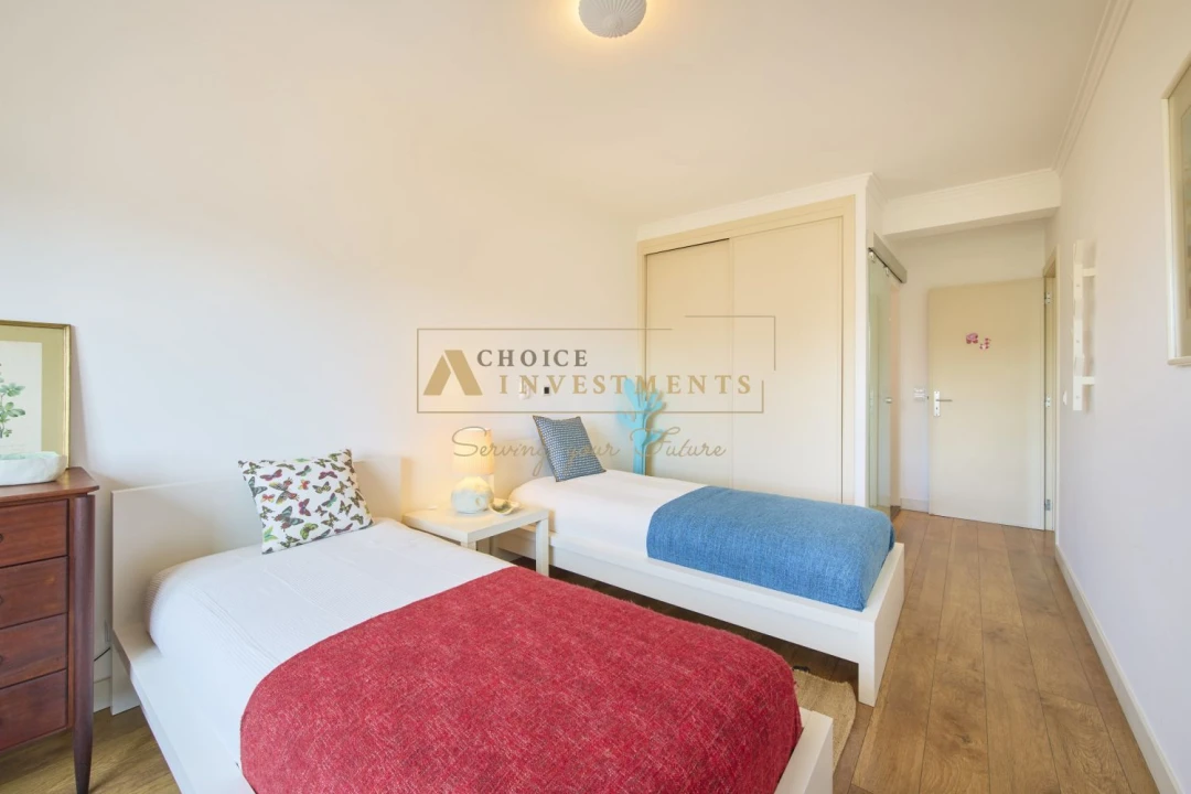 Apartamento T3 para Venda em Carcavelos e Parede Foto 21