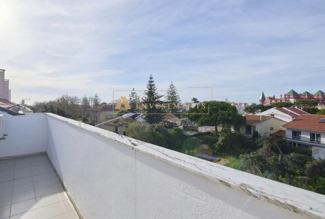 Apartamento T3 para Venda em Carcavelos e Parede Foto 1