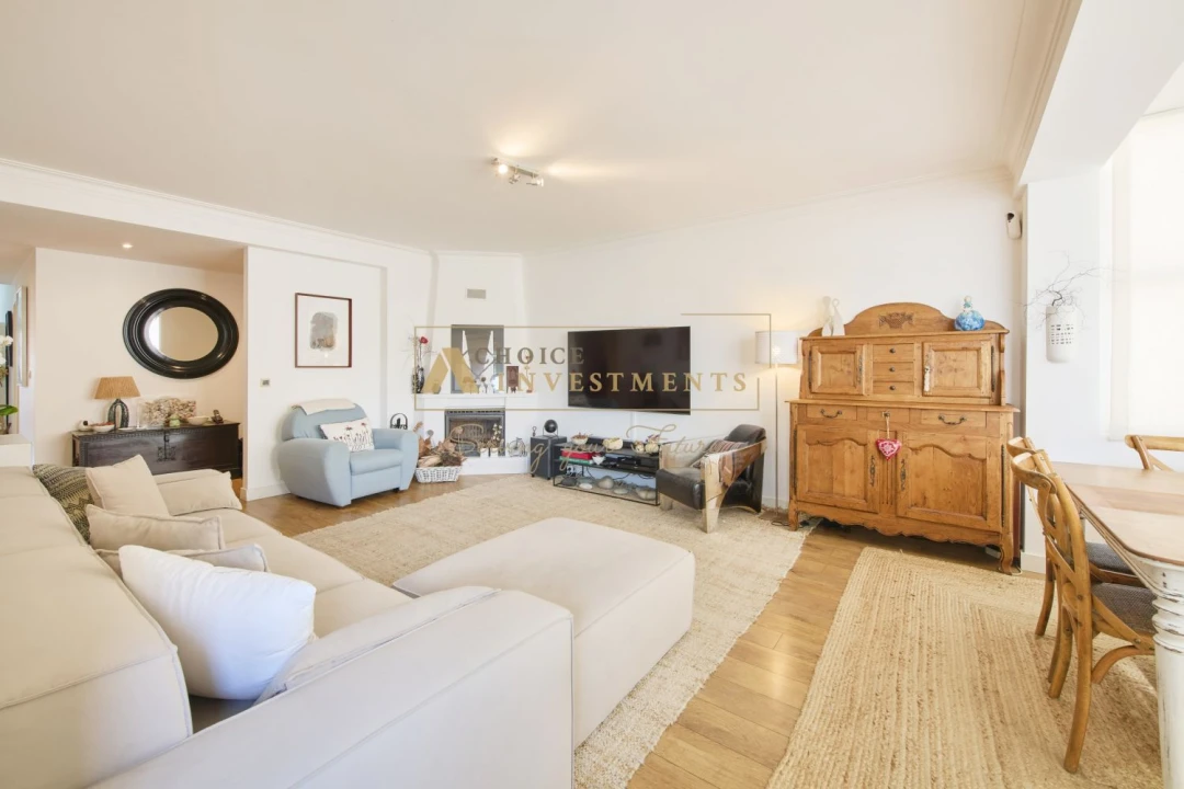 Apartamento T3 para Venda em Carcavelos e Parede Foto 4