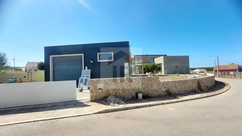 Moradia T3 para Venda em Caldas da Rainha - Santo Onofre e Serra do Bouro