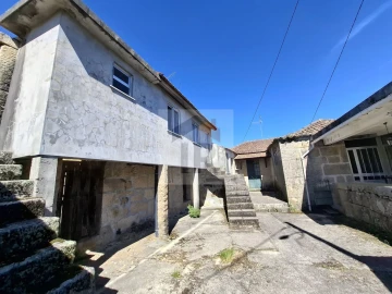 Moradia T4 para Venda em Vila Maior