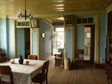 Moradia T4 para Venda em Vila Maior