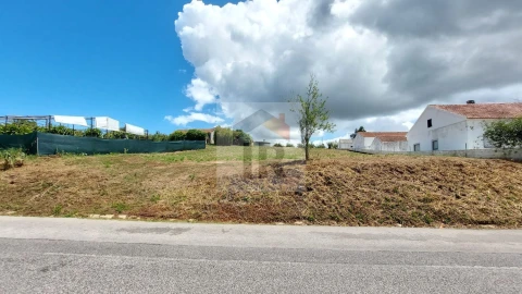 Terreno para Venda em Alvorninha