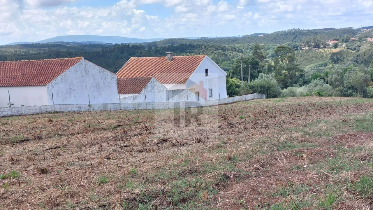 Terreno para Venda em Alvorninha Foto 3