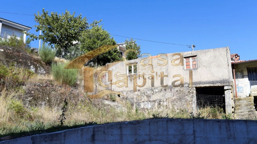 Moradia T3 para Venda em Lordelo