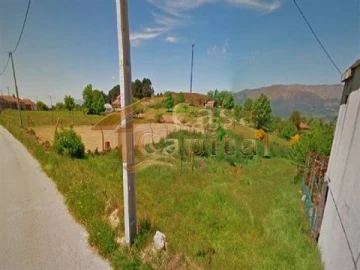 Terreno para Venda em Mouçós e Lamares