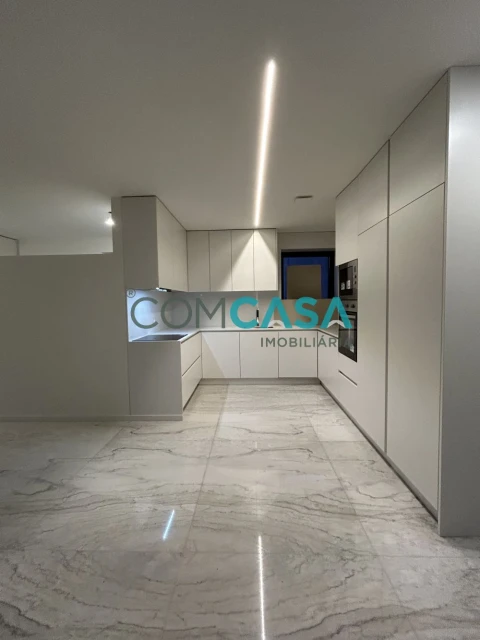 Moradia T3 para Venda em Perafita, Lavra e Santa Cruz do Bispo