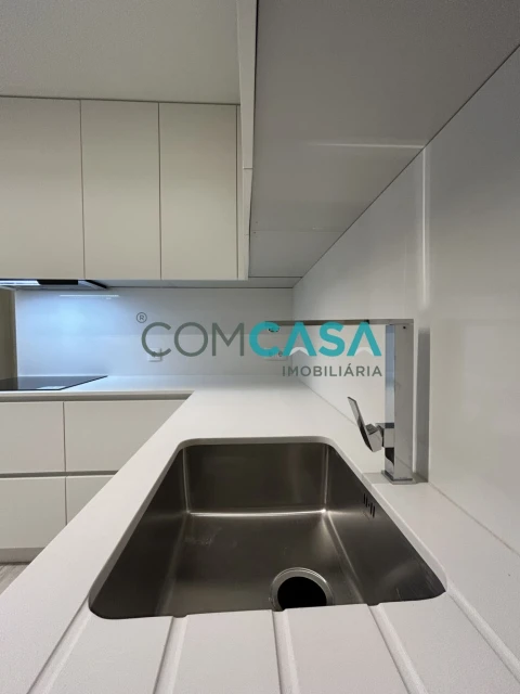 Moradia T3 para Venda em Perafita, Lavra e Santa Cruz do Bispo