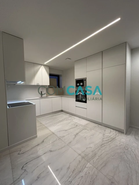 Moradia T3 para Venda em Perafita, Lavra e Santa Cruz do Bispo