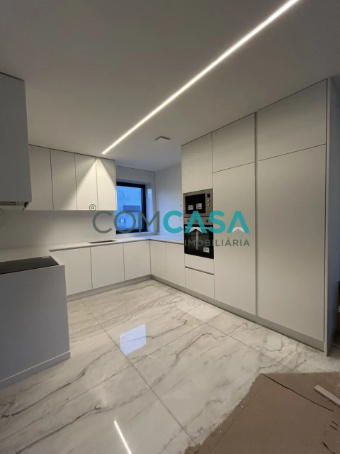 Moradia T3 para Venda em Perafita, Lavra e Santa Cruz do Bispo