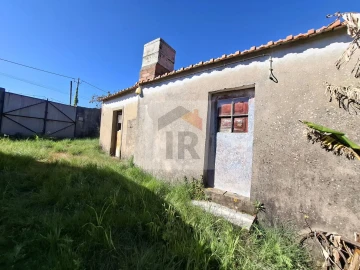 Moradia T2 para Venda em A dos Negros