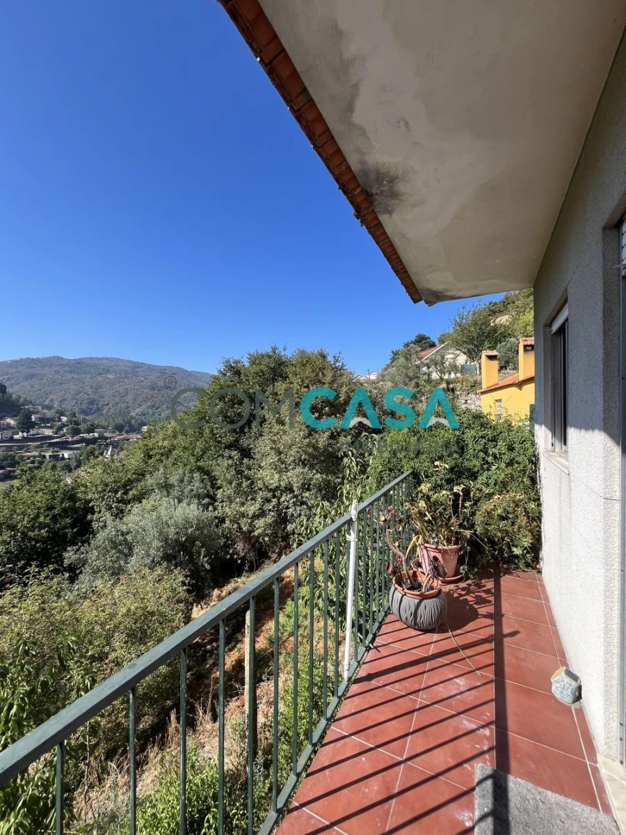 Moradia T3 para Venda em Ansiães Foto 4