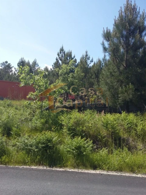 Terreno para Venda em Mouçós e Lamares