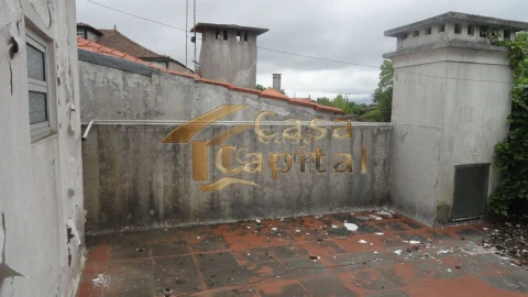 Moradia T5 para Venda em São Martinho de Antas e Paradela de Guiães