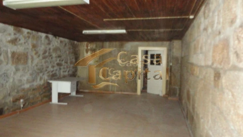 Moradia T5 para Venda em São Martinho de Antas e Paradela de Guiães