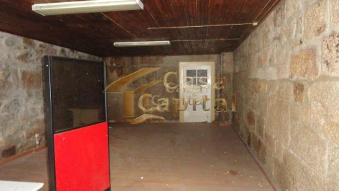 Moradia T5 para Venda em São Martinho de Antas e Paradela de Guiães