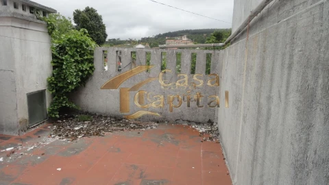 Moradia T5 para Venda em São Martinho de Antas e Paradela de Guiães