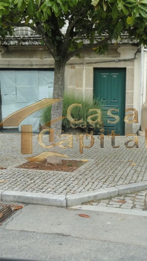 Moradia T5 para Venda em São Martinho de Antas e Paradela de Guiães