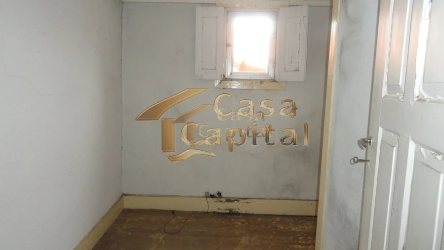 Moradia T5 para Venda em São Martinho de Antas e Paradela de Guiães Foto 15